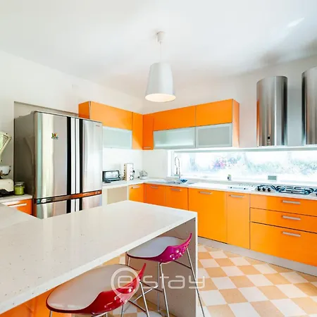 Margine Rosso Villa